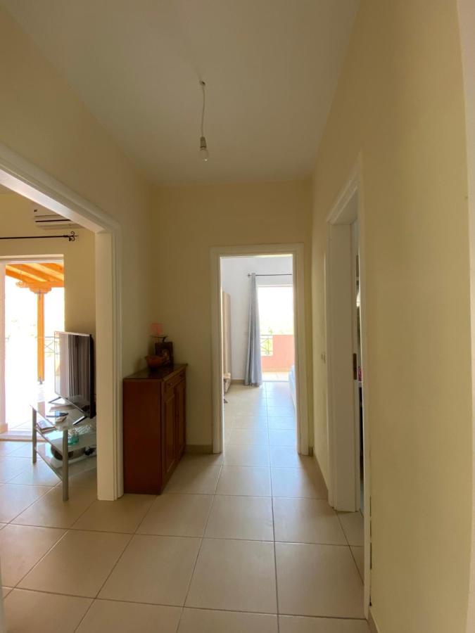 Gkiko'S Guest House Qeparo Ngoại thất bức ảnh